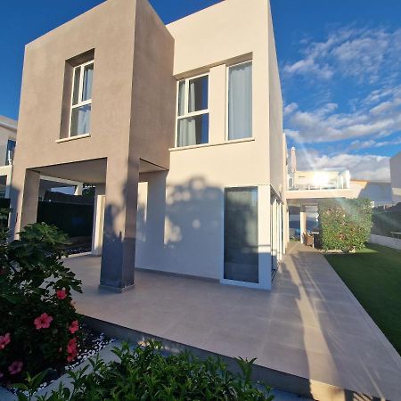 Villa Paraiso-Luxury Villa With Heated Pool أذيخي المظهر الخارجي الصورة