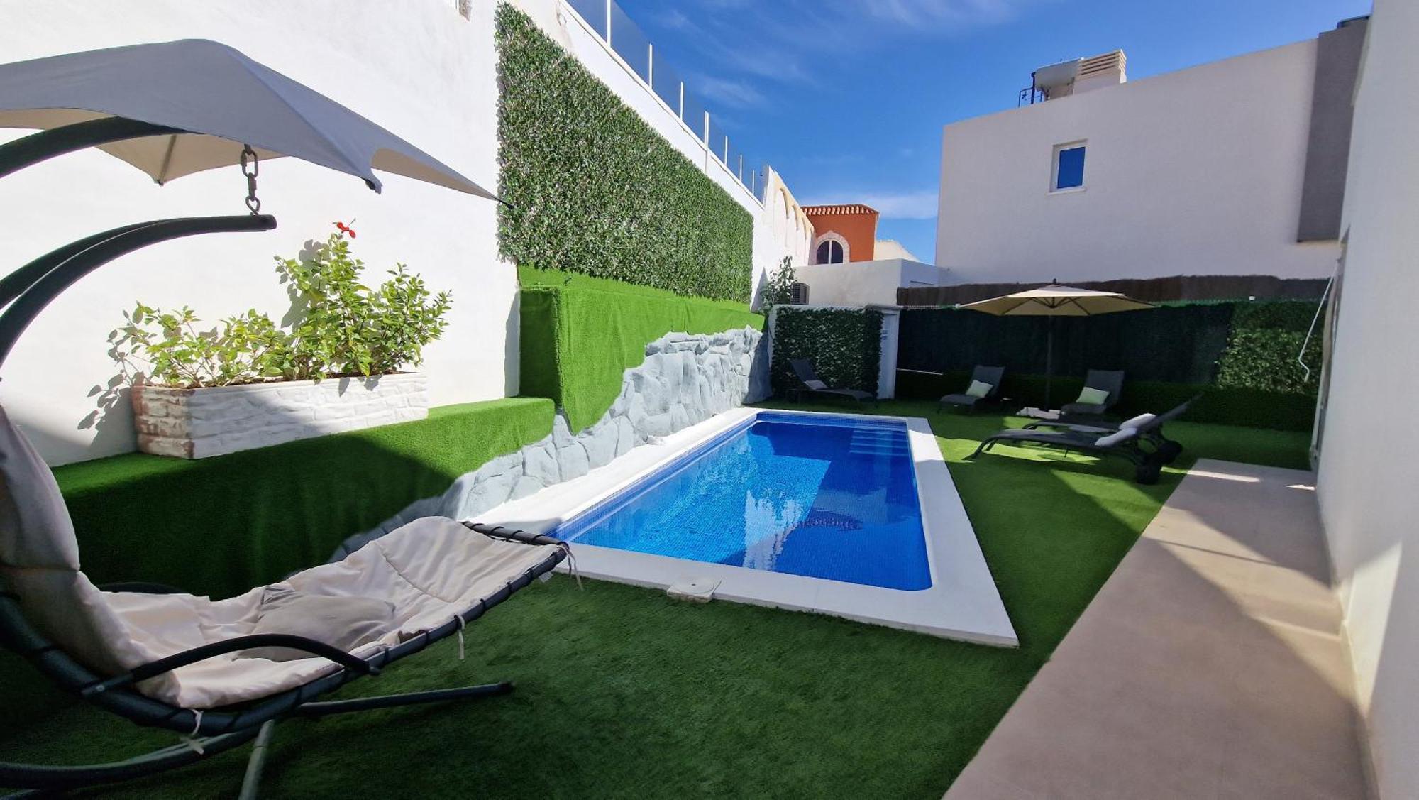 Villa Paraiso-Luxury Villa With Heated Pool أذيخي المظهر الخارجي الصورة