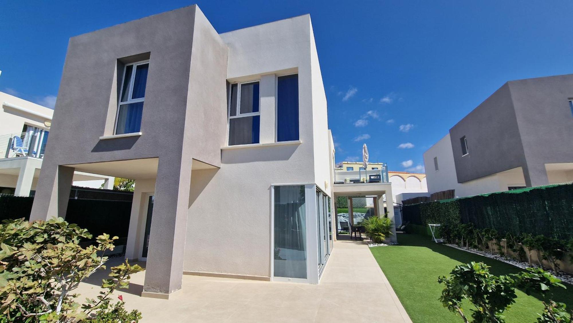 Villa Paraiso-Luxury Villa With Heated Pool أذيخي المظهر الخارجي الصورة